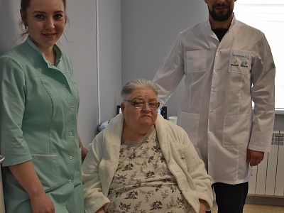 Врачи Центра урологии МЦ «Медассист» провели уникальную операцию, в ходе которой 65-летней пациентке устранили сразу 3 патологии. 